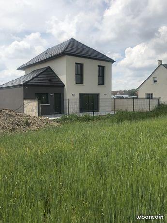 Maison neuve de qualité au calme