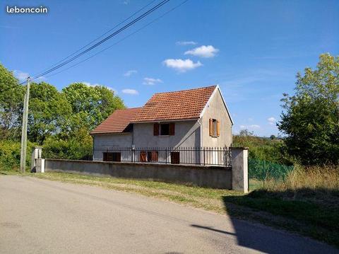 MAISON d'HABITATION située dans le MORVAN