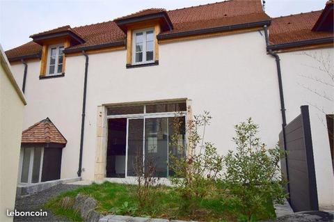 Maison 6 pièces 195 m²